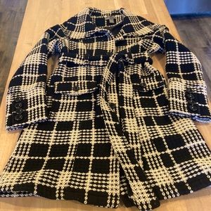 Black & white check wool blend long belted coat w/ 2 button close pockets small